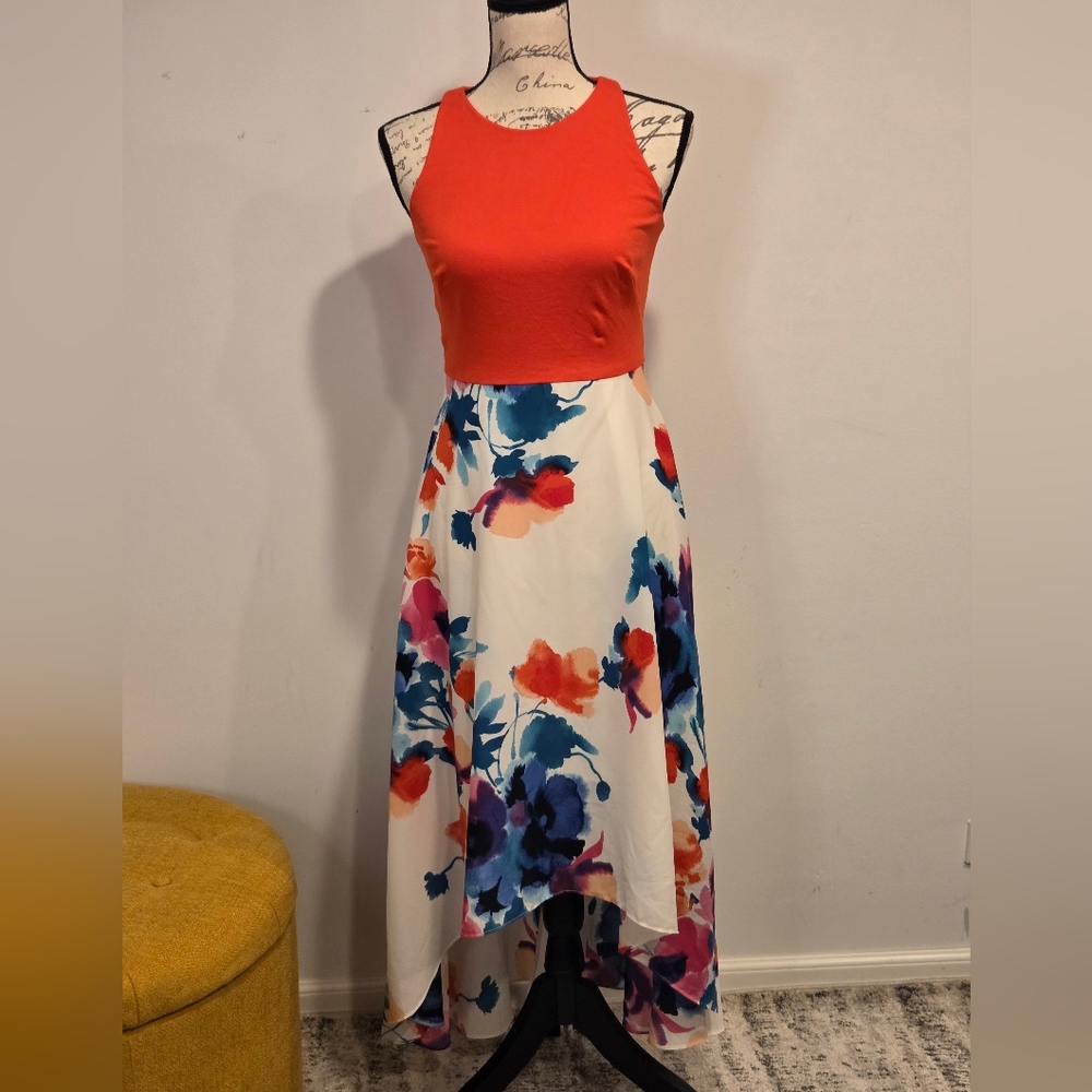 Vince Camuto Bold Orange Apparel With Floral Skirt.Size 4.